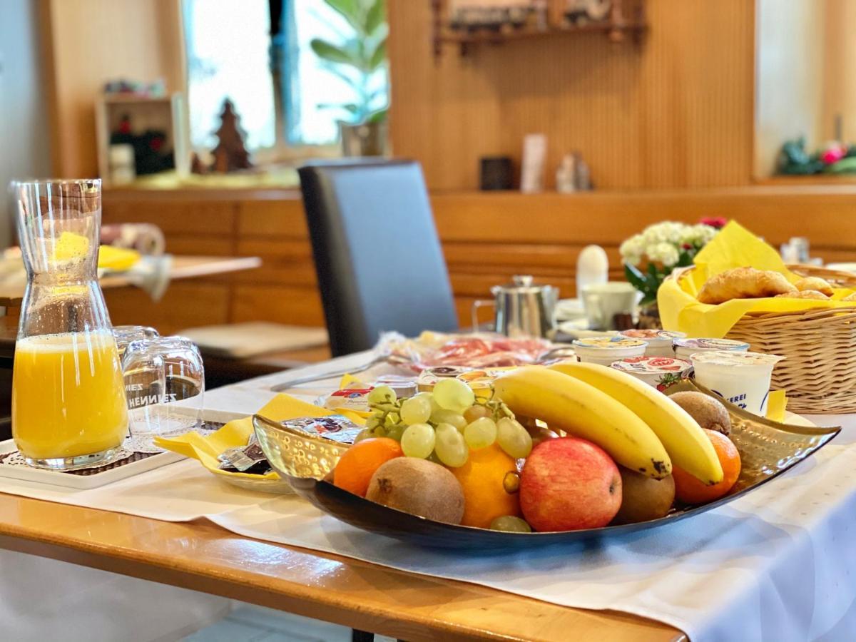 Hotel Hirschen Hinwil 外观 照片