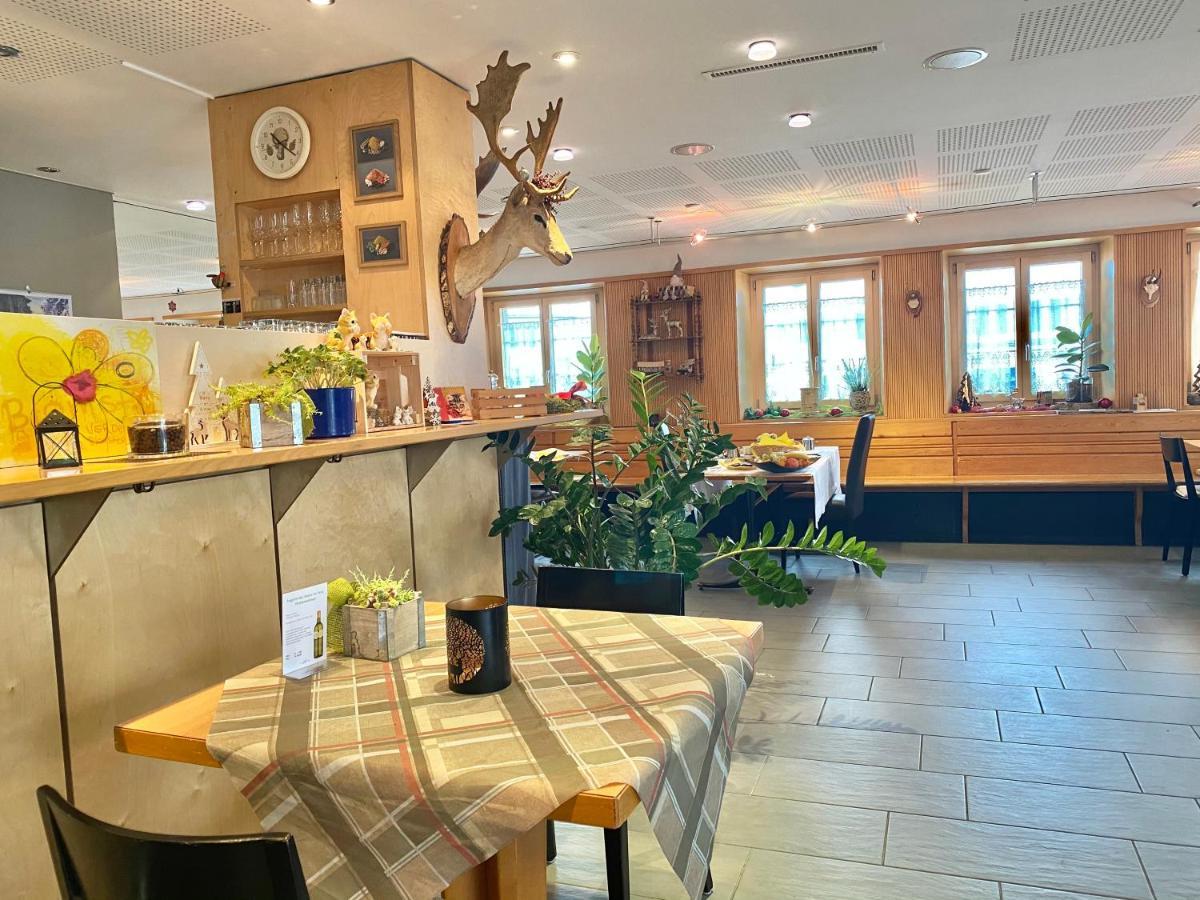 Hotel Hirschen Hinwil 外观 照片