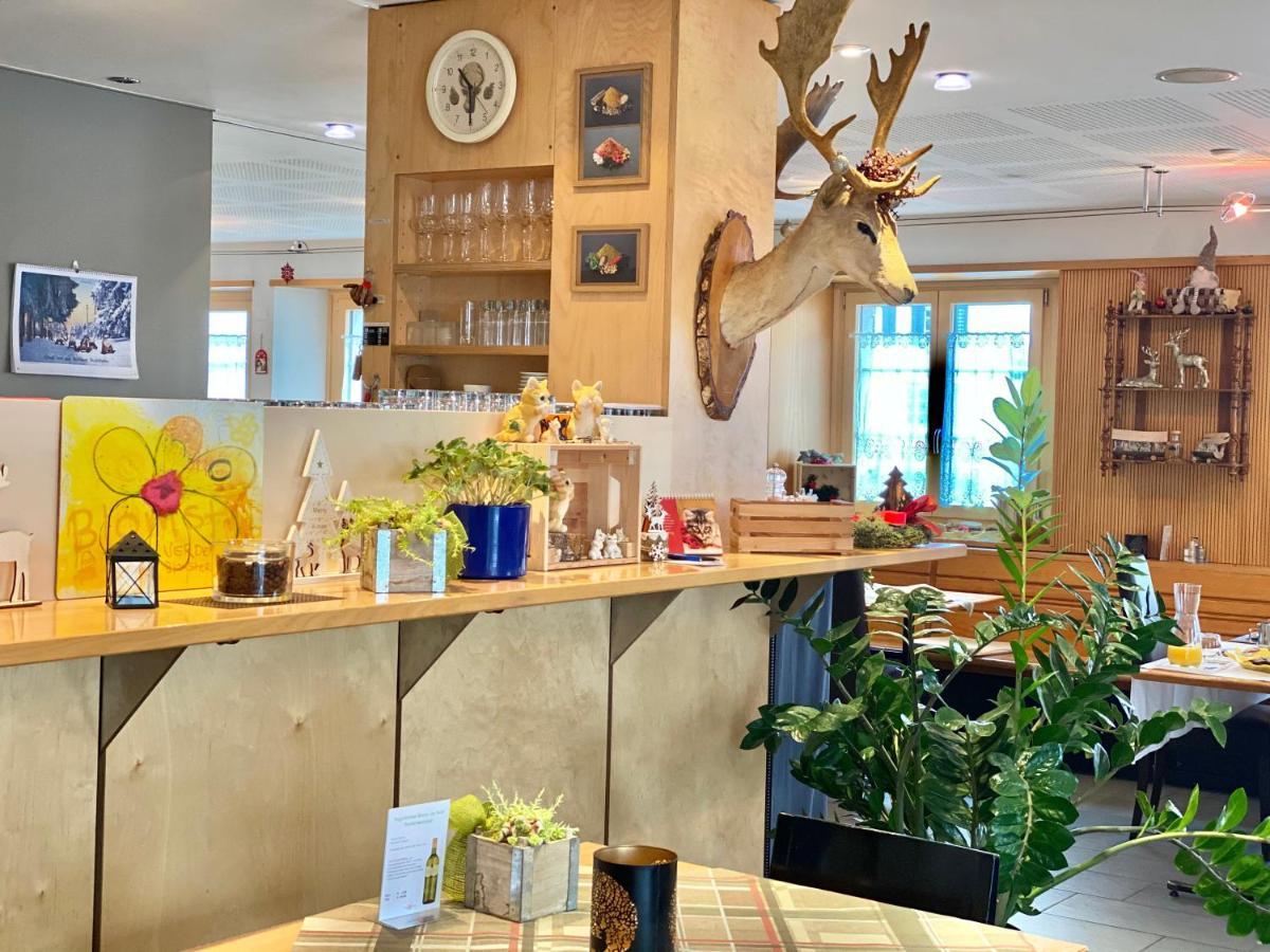 Hotel Hirschen Hinwil 外观 照片