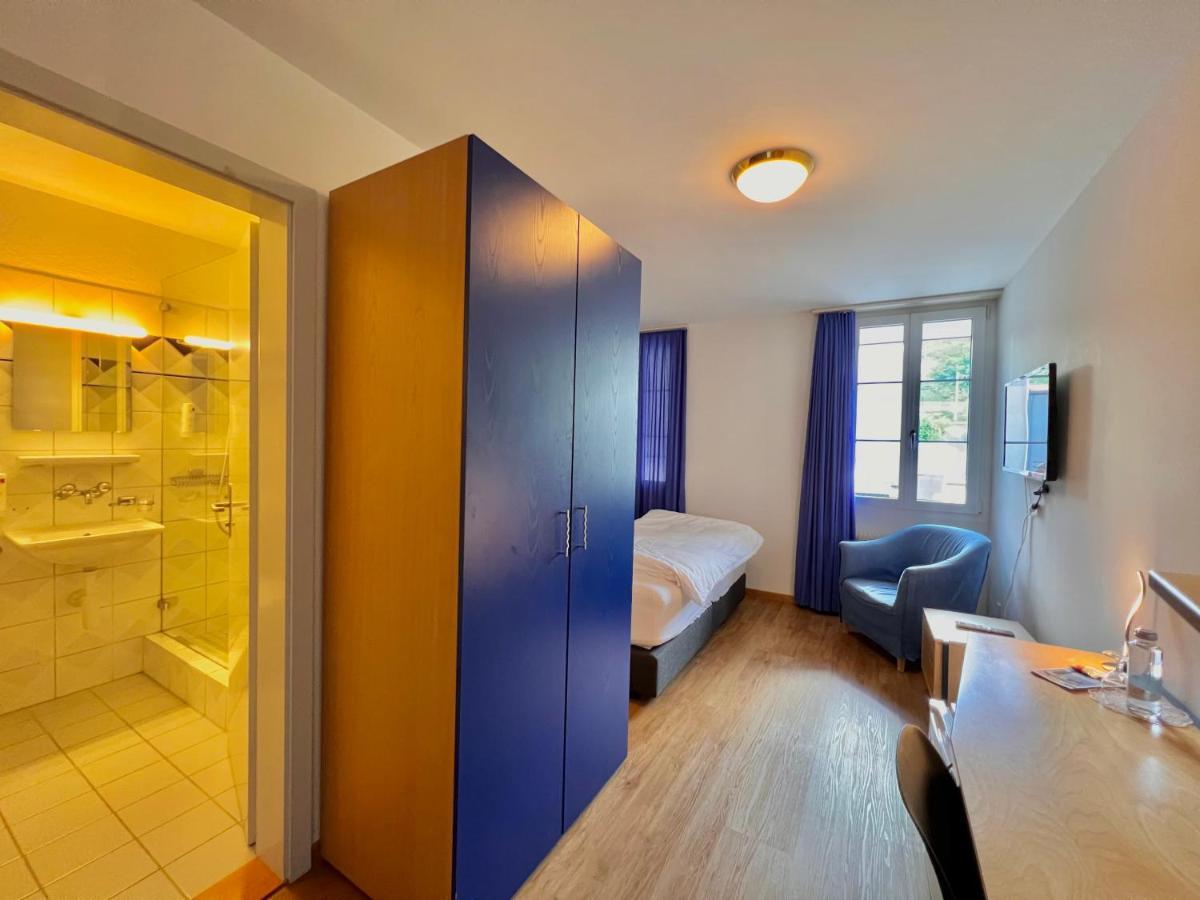 Hotel Hirschen Hinwil 外观 照片